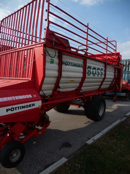 PÖTTINGER ERNTEBOSS 2